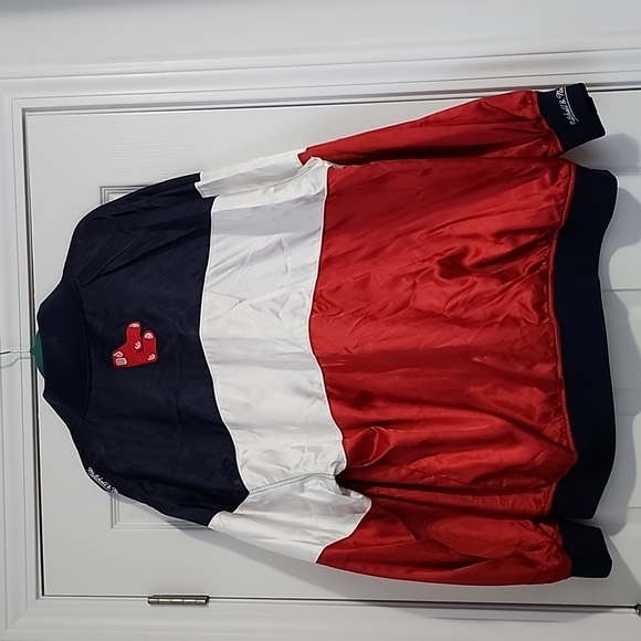 jacket - Picture 2 of 2